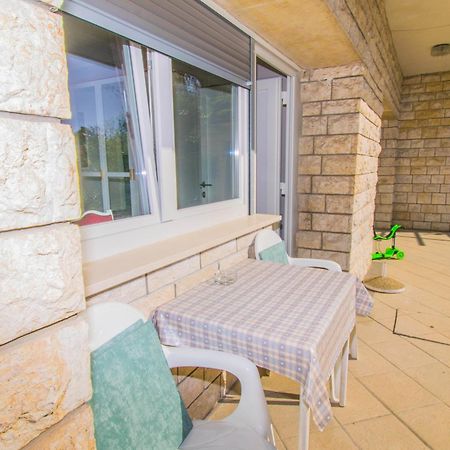 Apartments Anita Near Opatija With Private Parking マトゥリ エクステリア 写真